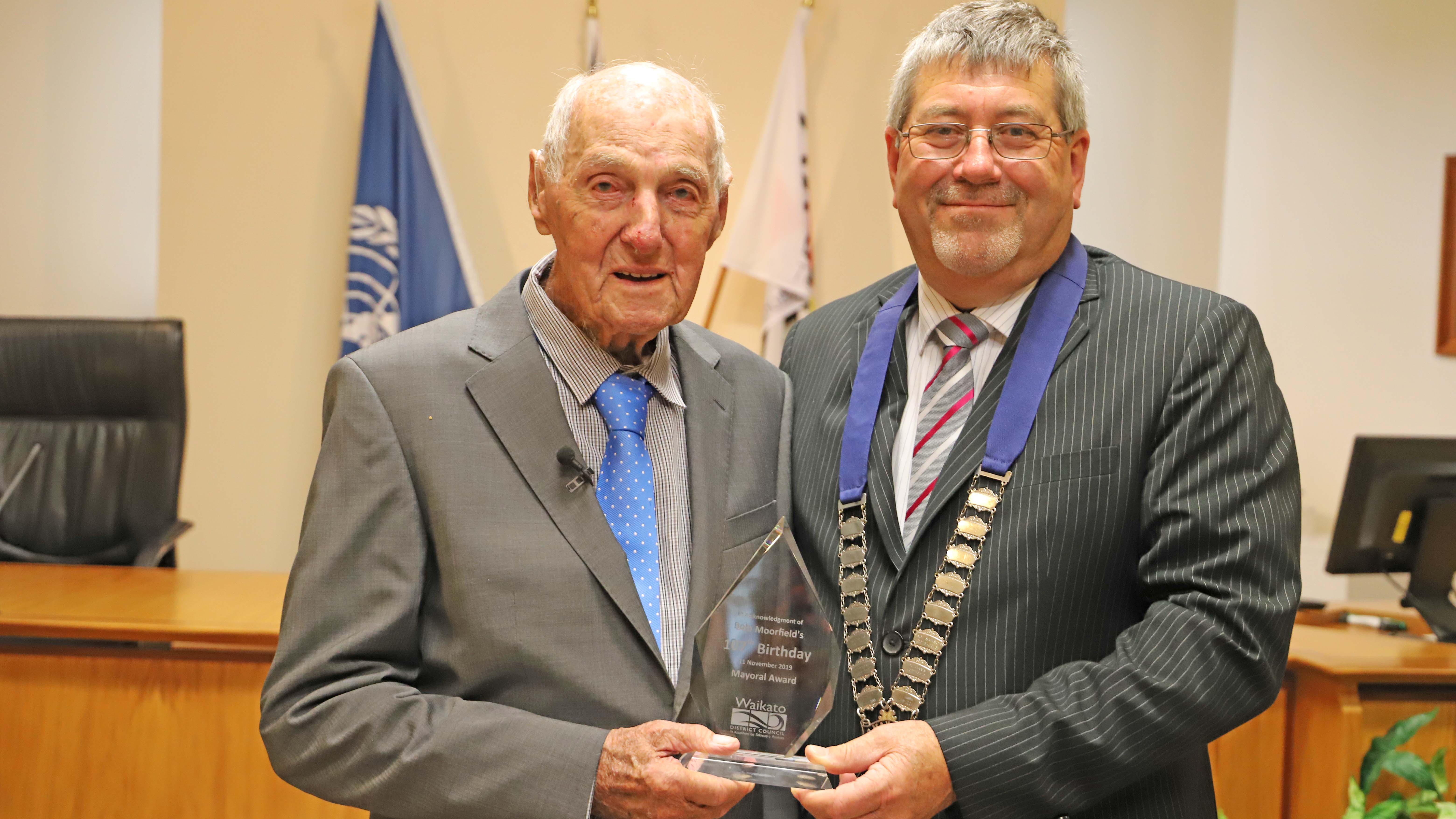 Bob Moorfield and Mayor Allan Sanson