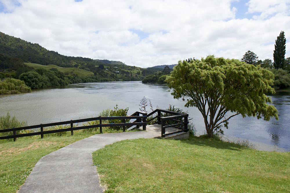The Waikato River flowing through Ngaruawahia